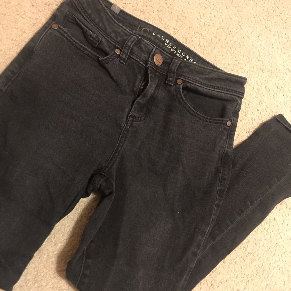 Black skinny jeans